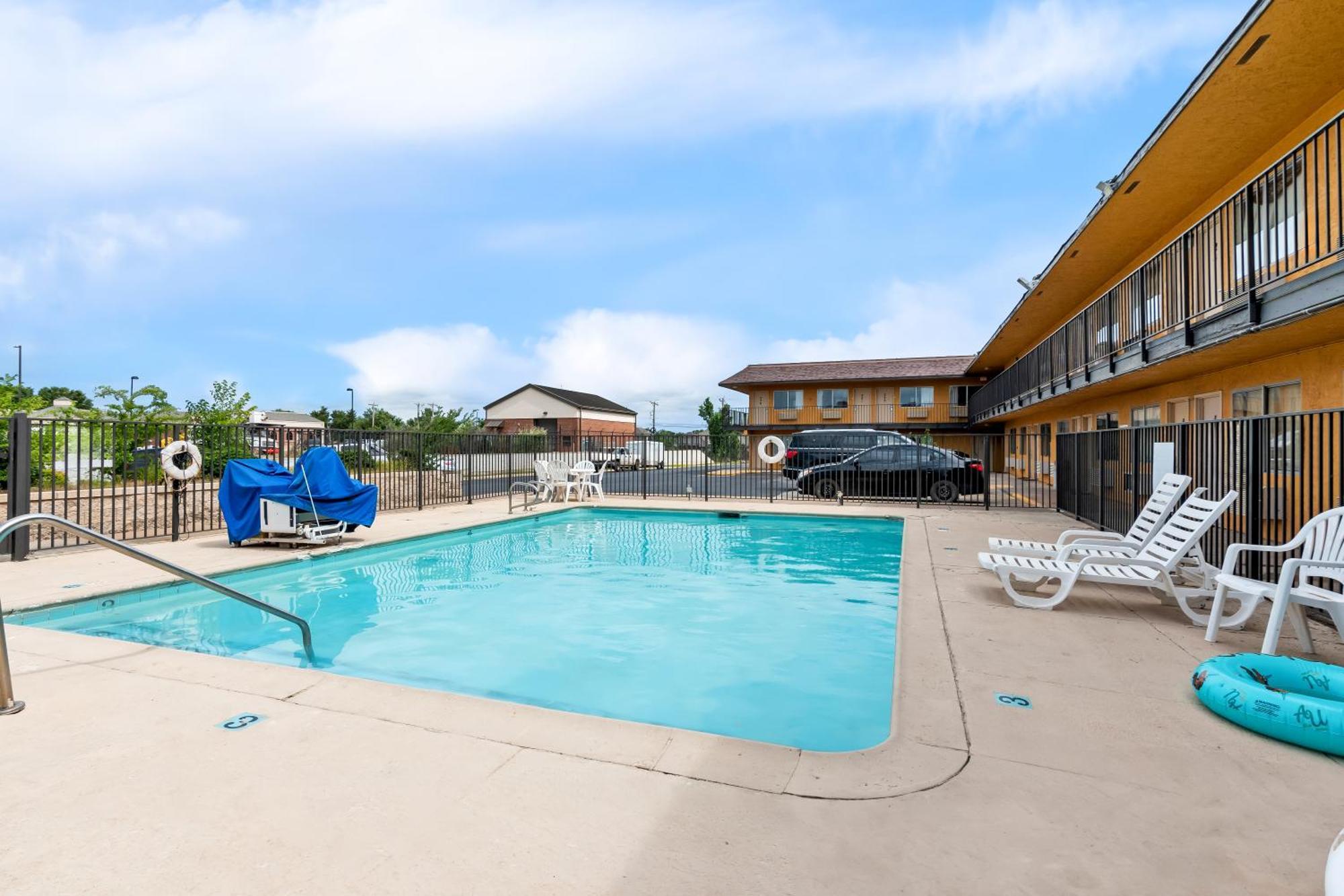 Americas Best Value Inn Stillwater Εξωτερικό φωτογραφία